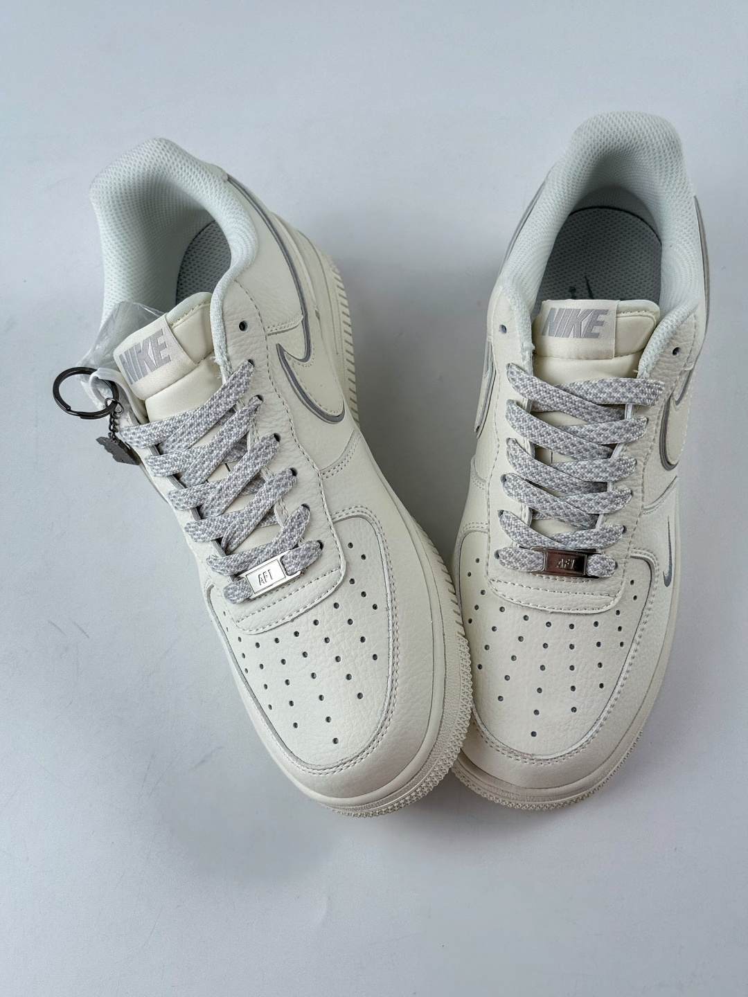 Nike Air Force 1 Low 07 x NIKE 白灰小勾满天星 CS5288-045