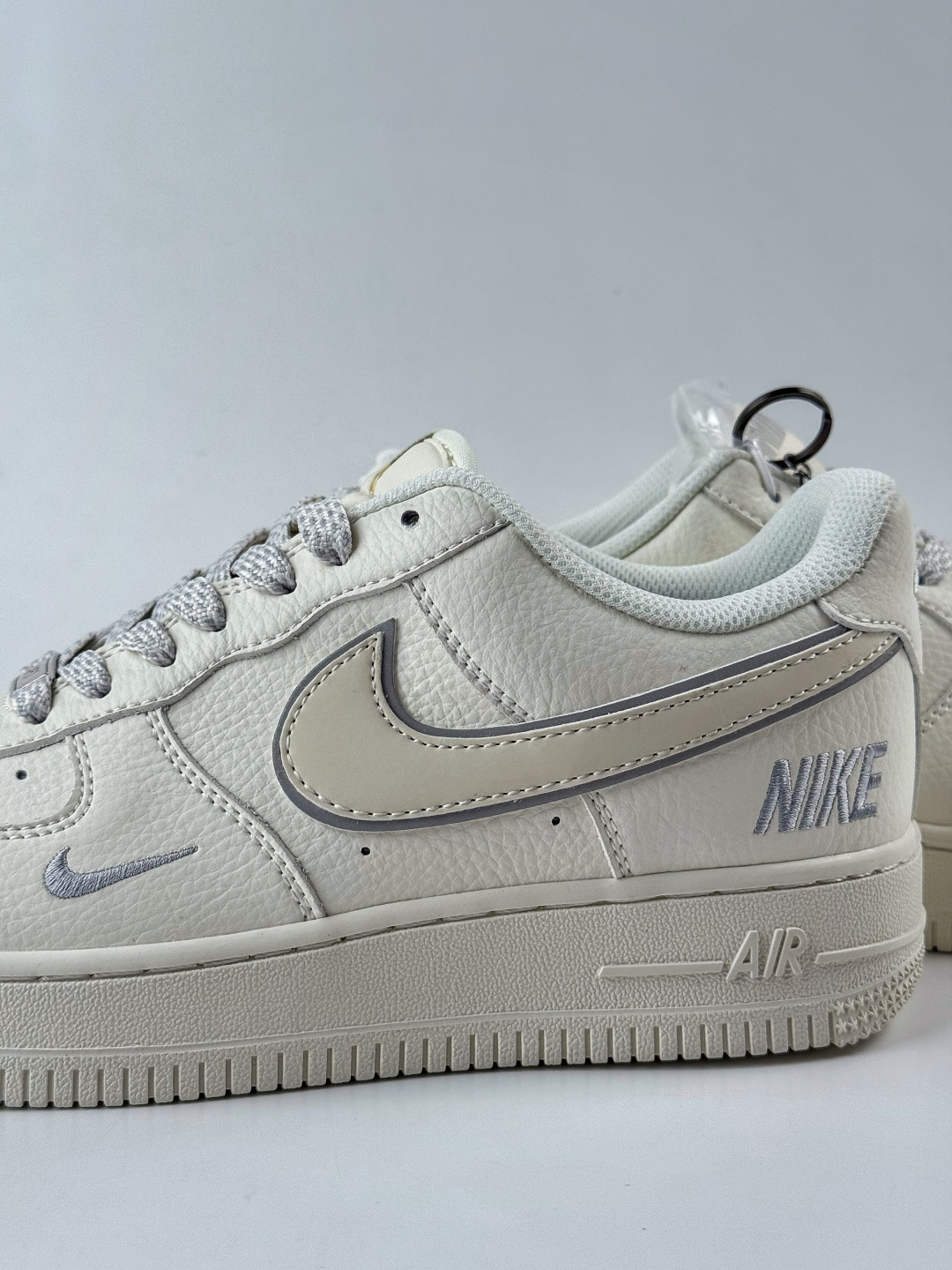 Nike Air Force 1 Low 07 x NIKE 白灰小勾满天星 CS5288-045