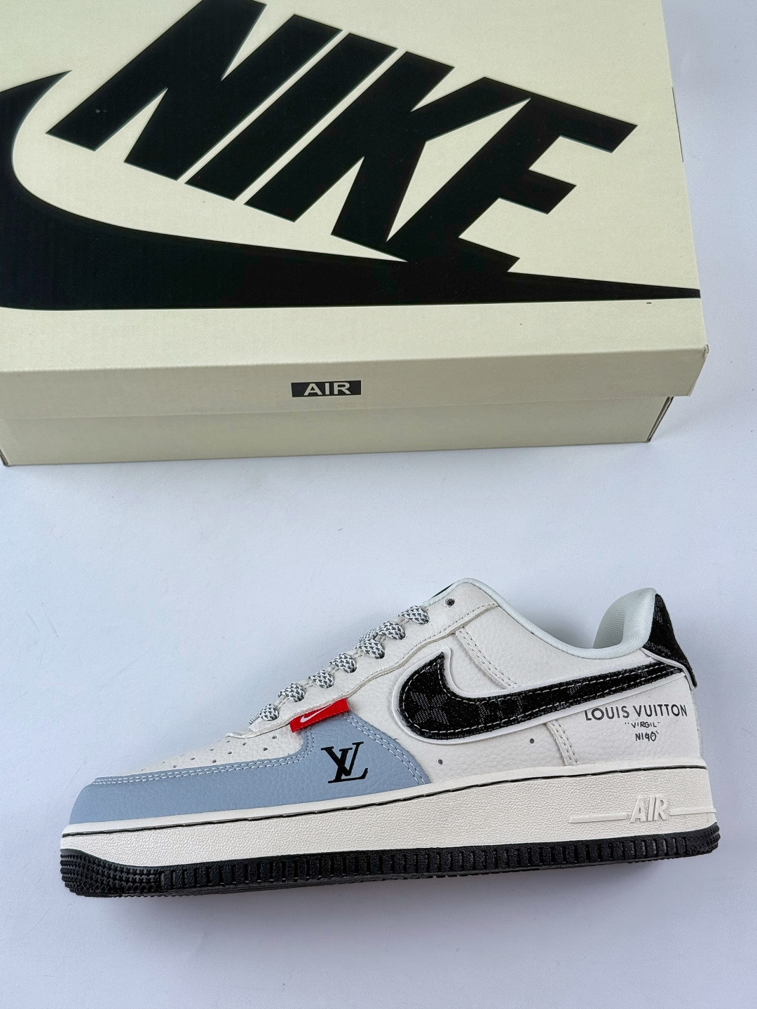 Nike Air Force 1 Low 07 x Louis Vuitton 灰白满天星 DD1982-320