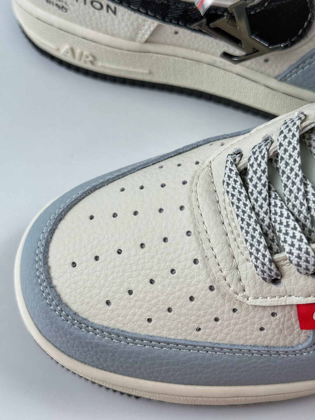 Nike Air Force 1 Low 07 x Louis Vuitton 灰白满天星 DD1982-320