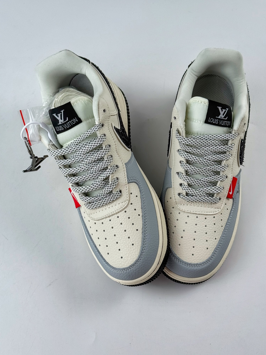 Nike Air Force 1 Low 07 x Louis Vuitton 灰白满天星 DD1982-320