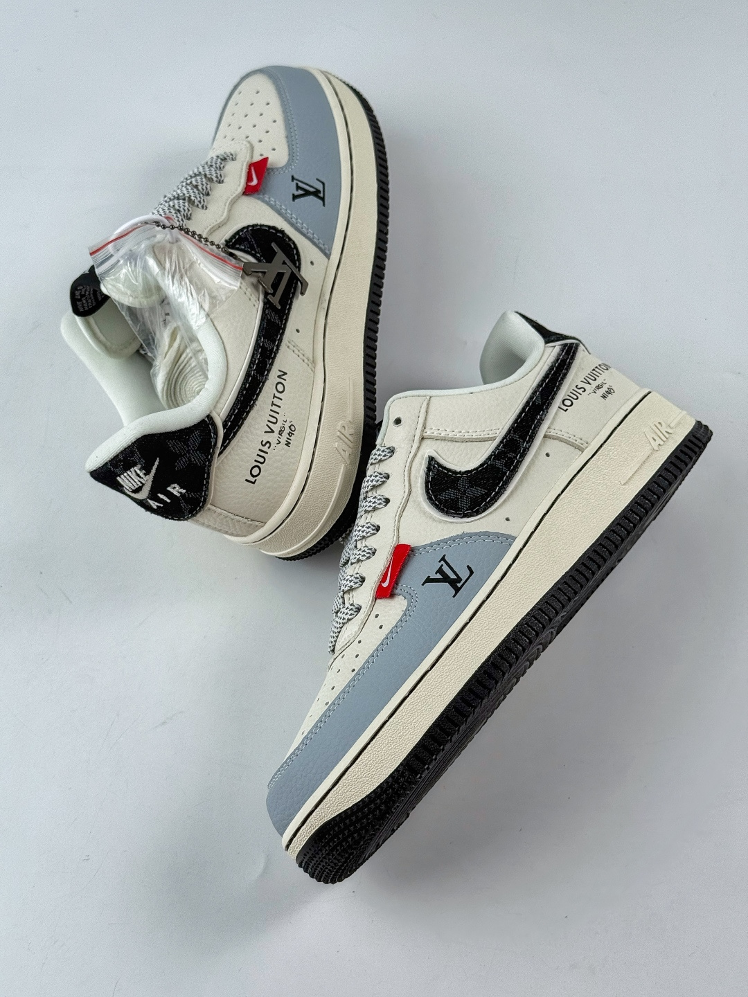 Nike Air Force 1 Low 07 x Louis Vuitton 灰白满天星 DD1982-320