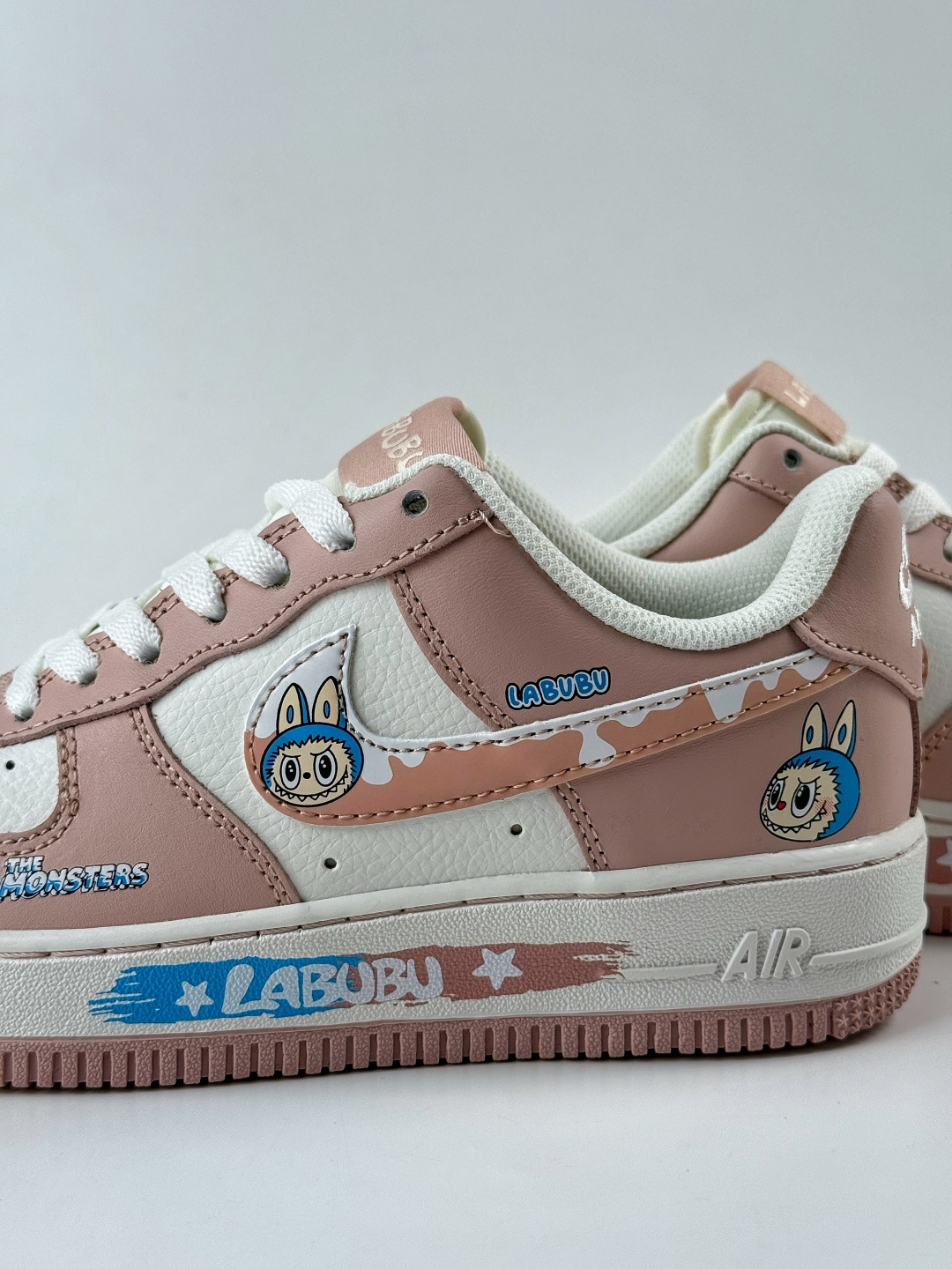 220 Nike Air Force 1 Low 07 x LABUBU 粉白 KJ5188-005