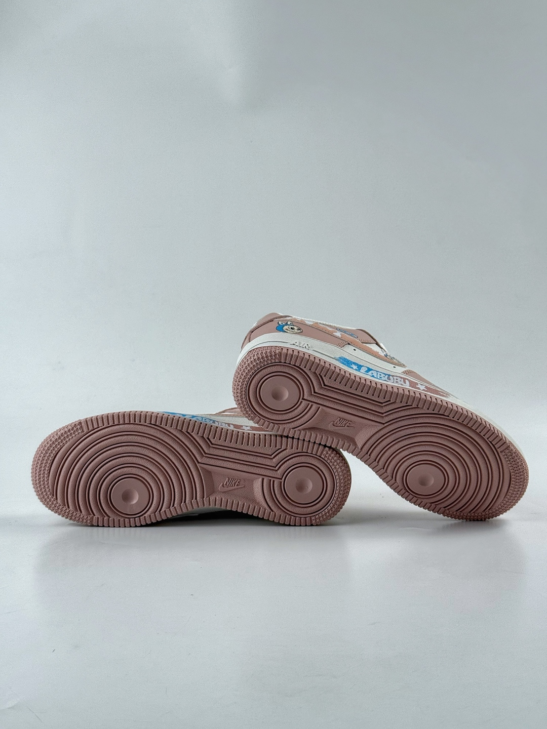 220 Nike Air Force 1 Low 07 x LABUBU 粉白 KJ5188-005