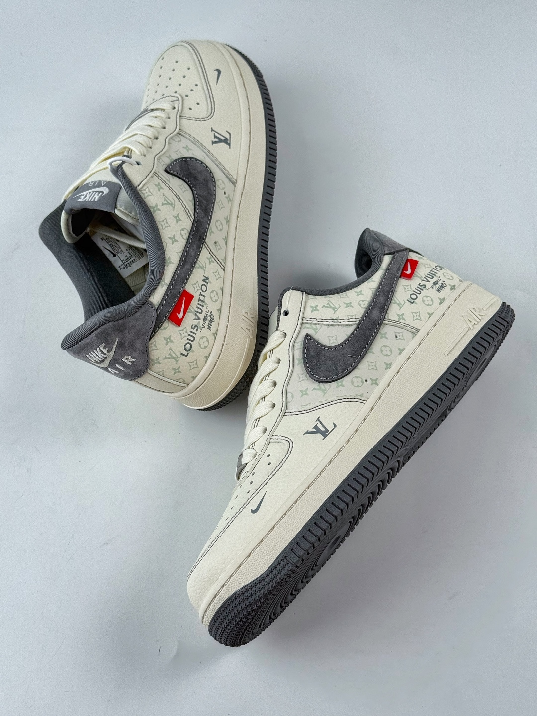 210 Nike Air Force 1 Low 07 x Louis Vuitton 白灰小勾 MZ9588-816