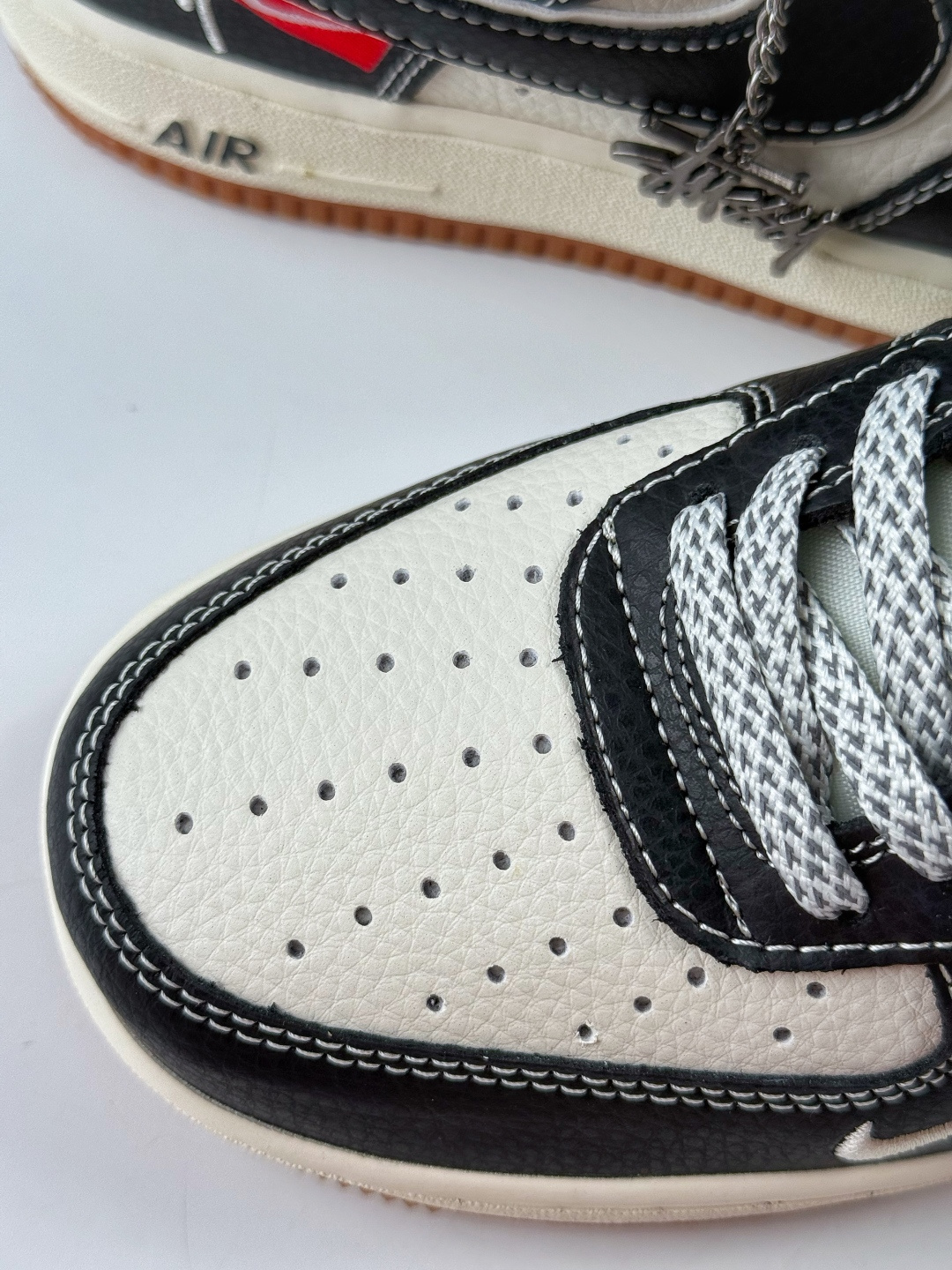 210 Nike Air Force 1 Low 07 x Stussy 黑白小勾满天星 DD1982-323