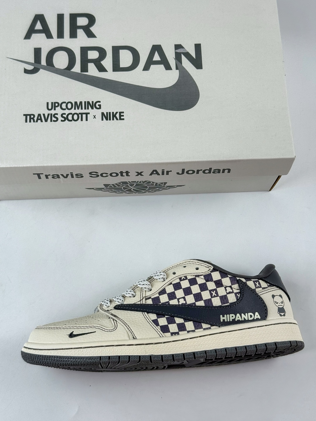 230 Travis Scott x Nike Air Jordan 1 Low x HIPANDA Air Jordan 1 Low 反转白黑方格小勾满天星倒钩 XD1979-001