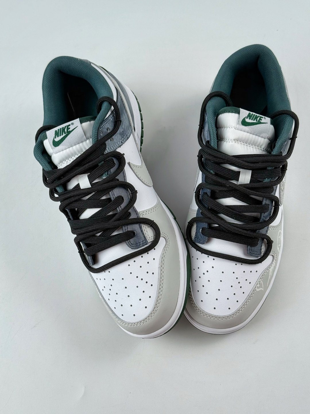 230 NIKE SB Dunk Low 城市风暴 灰白蓝 DV0833-111