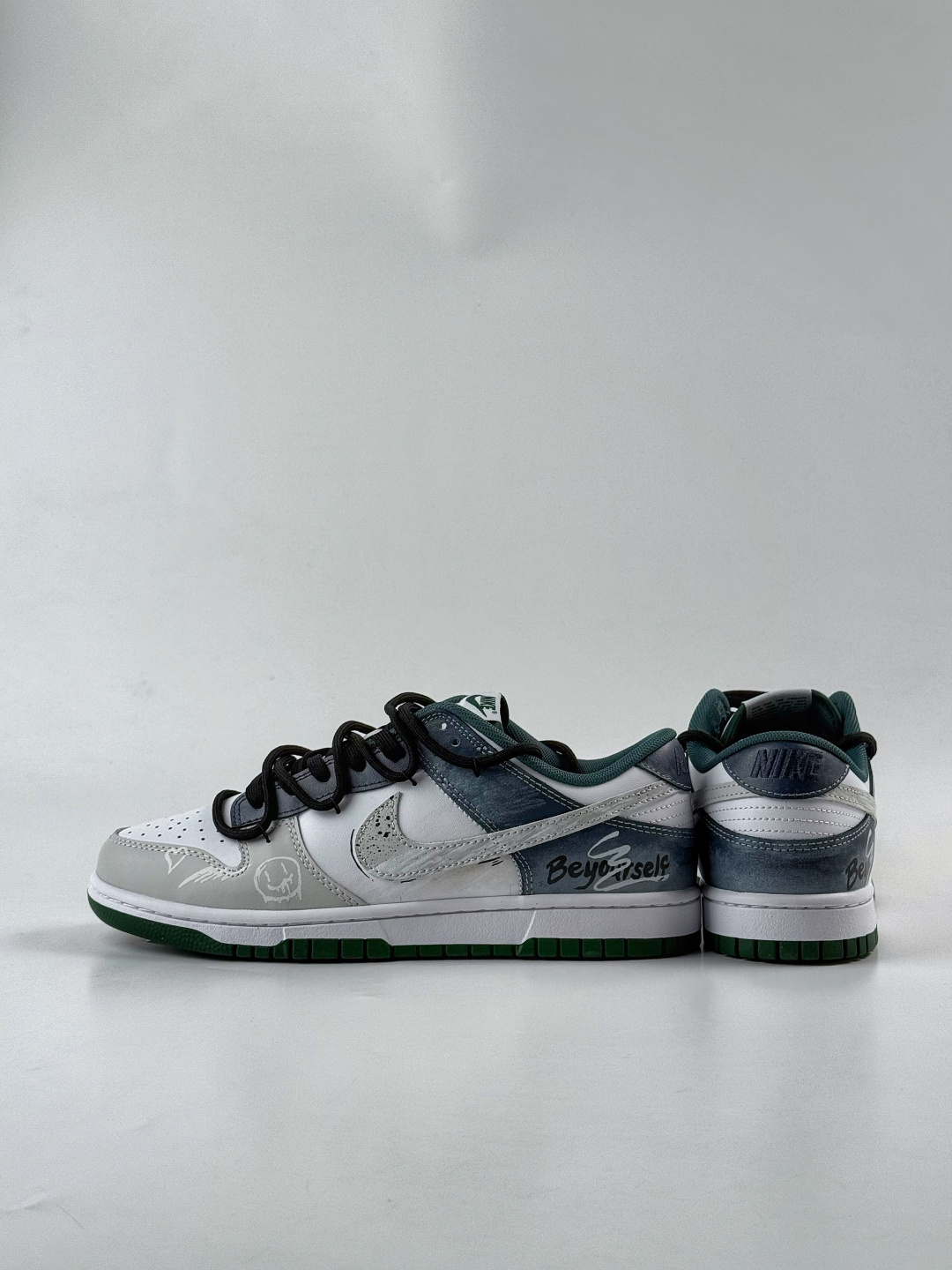 230 NIKE SB Dunk Low 城市风暴 灰白蓝 DV0833-111