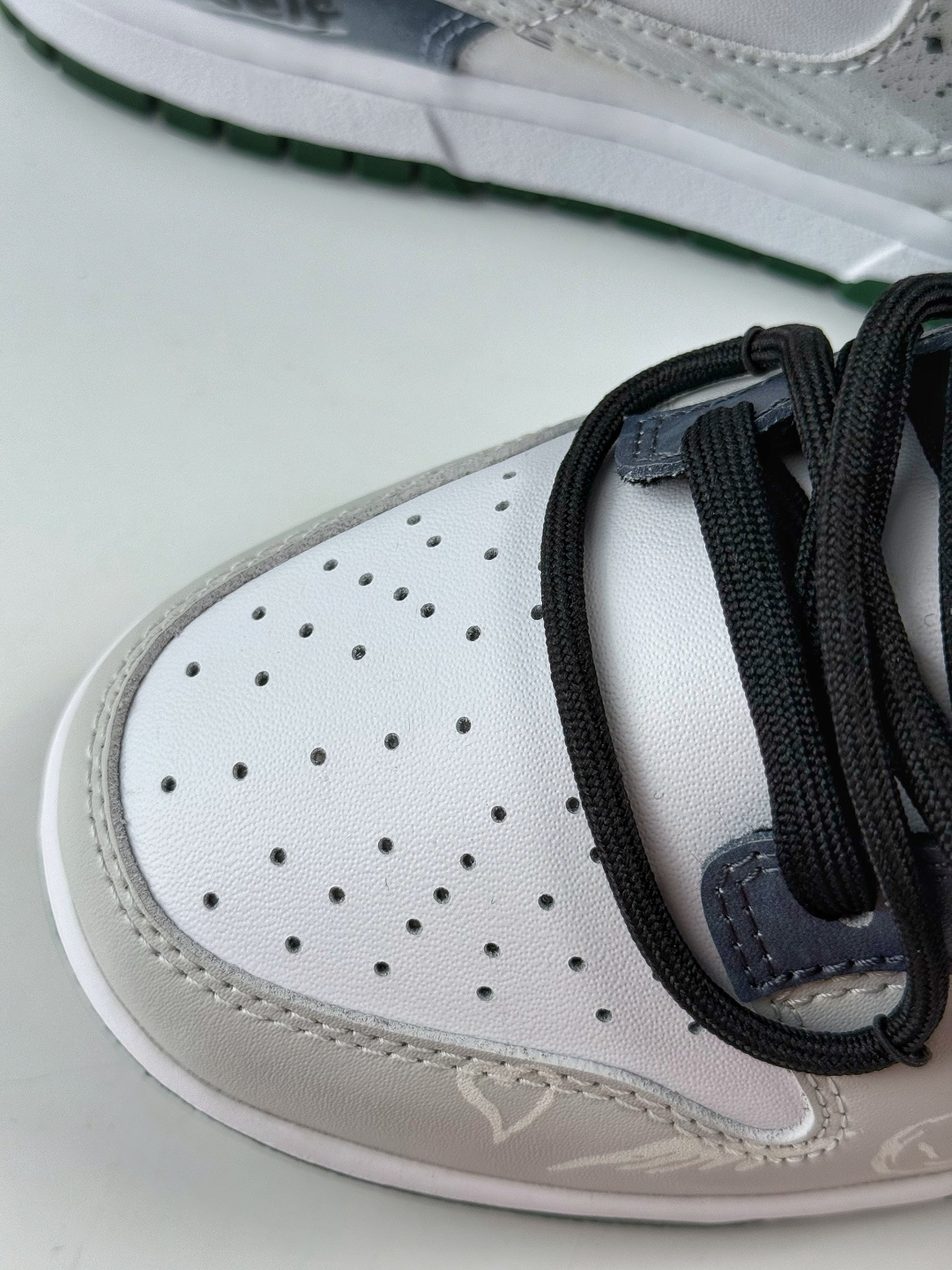 230 NIKE SB Dunk Low 城市风暴 灰白蓝 DV0833-111