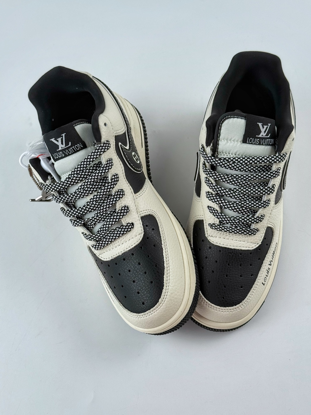 210 Nike Air Force 1 Low 07 x Louis Vuitton 白黑满天星 DD1982-321