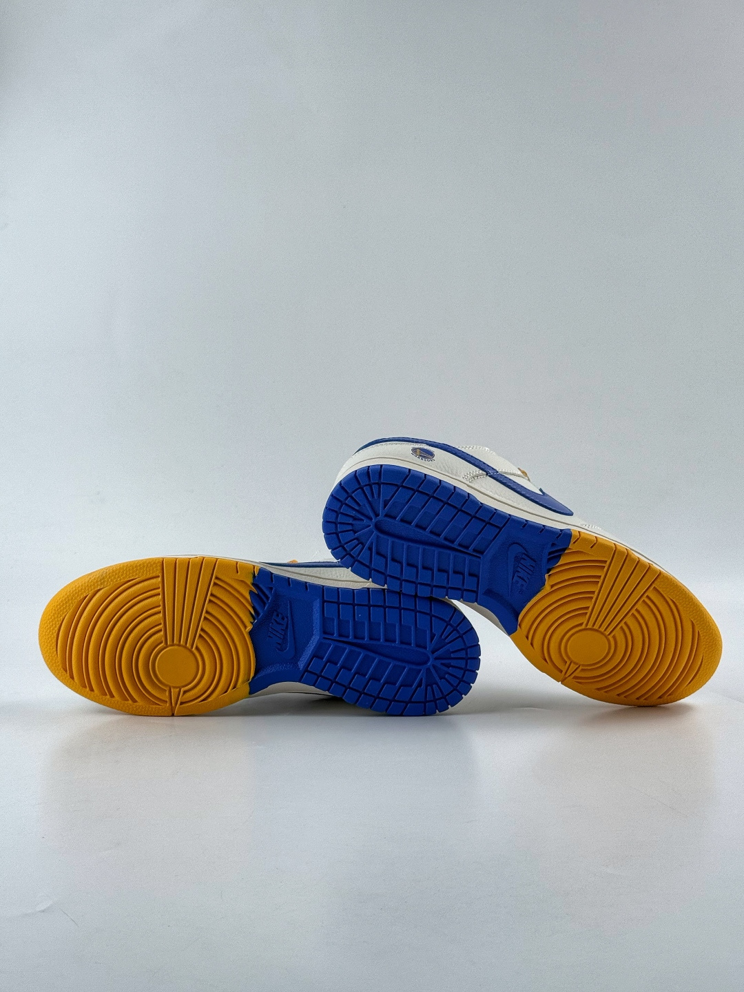 230 Nike SB Dunk Low x WARRIORS 白蓝黄小勾 CS1688-108