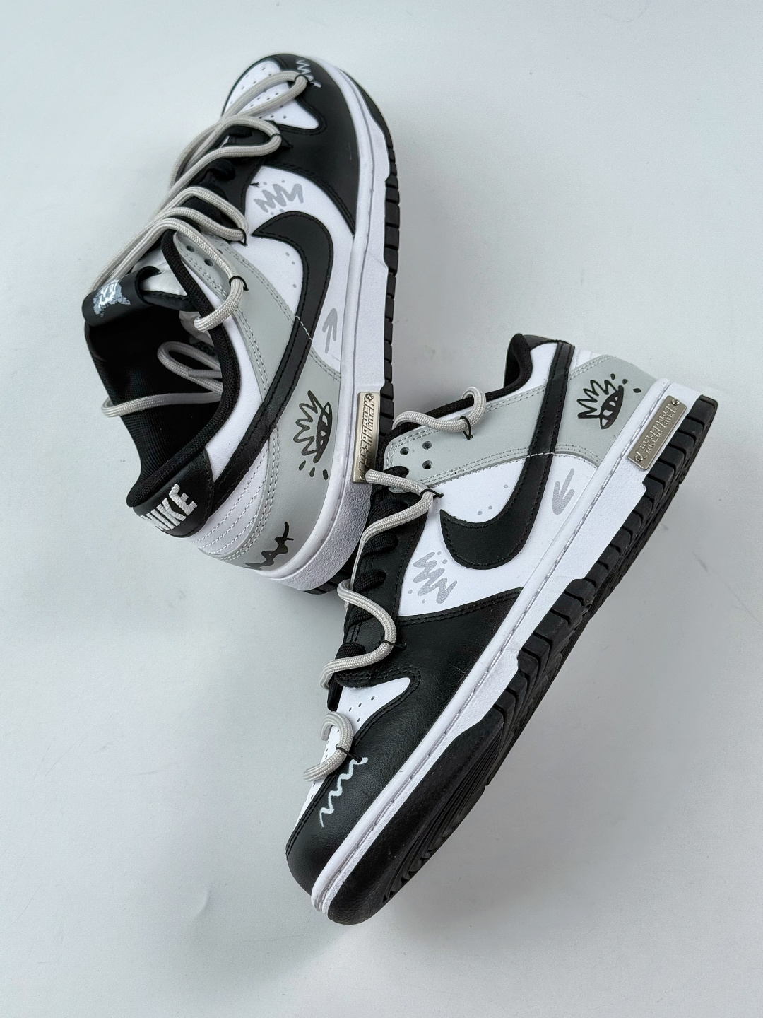 230 Nike SB Dunk Low 不羁者 DD1391-100