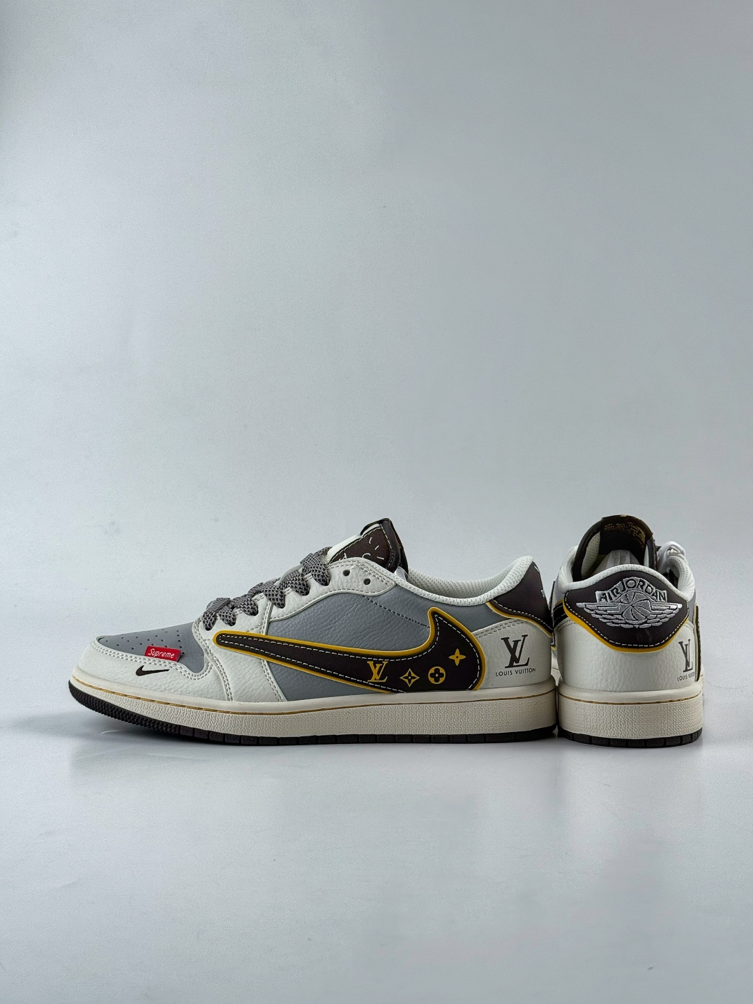 210 Travis Scott x Nike Air Jordan 1 Low x Louis Vuitton Air Jordan 1 Low 反转白灰黑小勾满天星倒钩 ZY1618-011