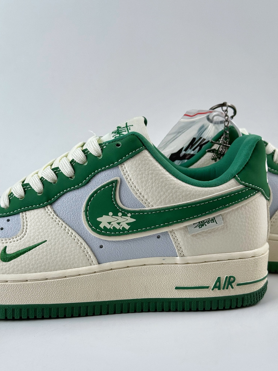 220 Nike Air Force 1 Low 07 x Stussy 白灰绿小勾 DD1982-305
