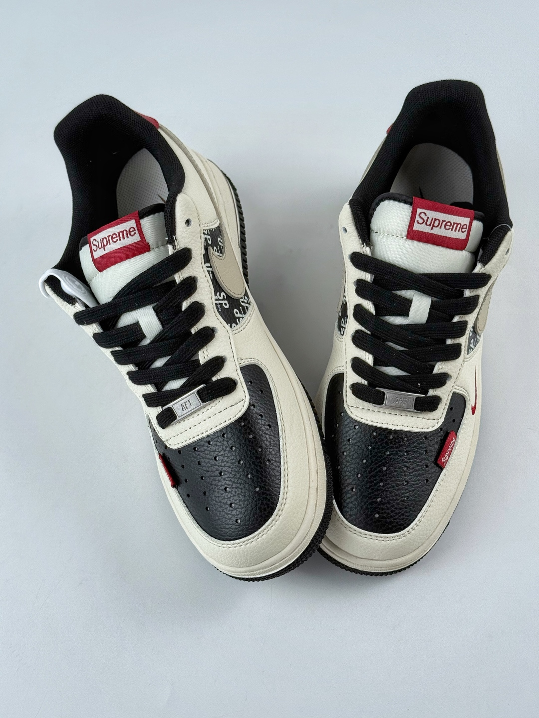 220 Nike Air Force 1 Low 07 x Superme 白黑小勾 XD2588-610