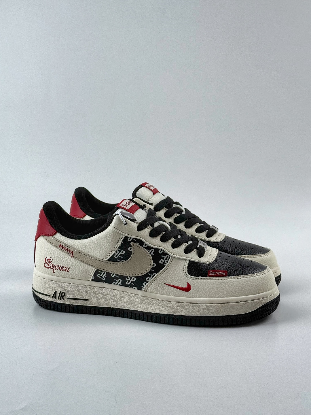 220 Nike Air Force 1 Low 07 x Superme 白黑小勾 XD2588-610