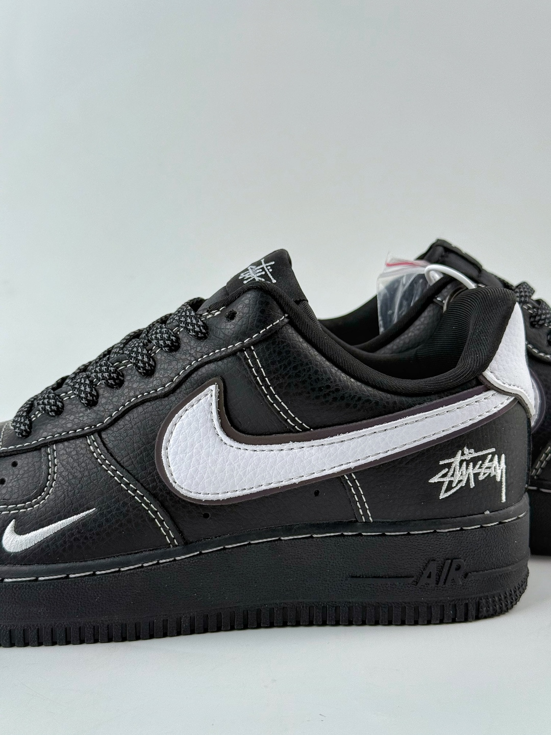210 Nike Air Force 1 Low 07 x Stussy 黑白小勾满天星 DD1982-317