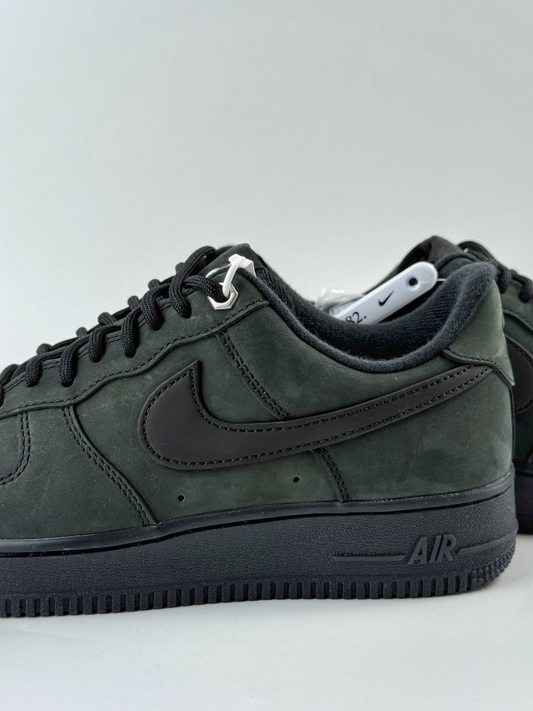 200 Nike Air Force 1 Low 07 WB 橄榄绿 CJ9179-001