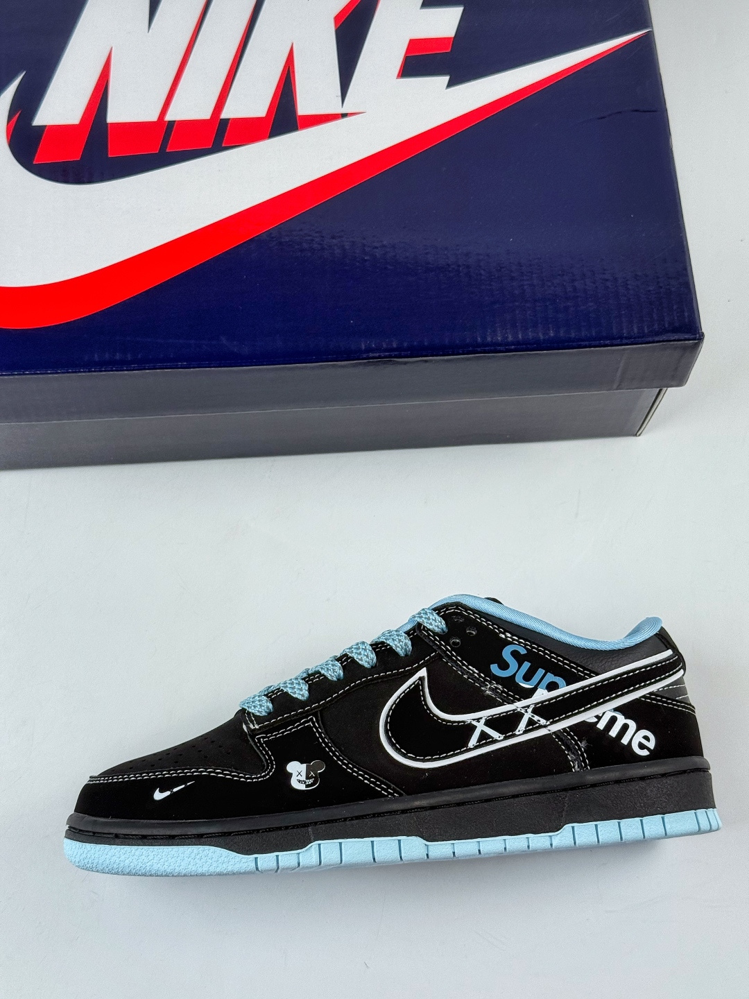 230 Nike SB Dunk Low x superme 黑蓝小勾满天星 KK1333-050