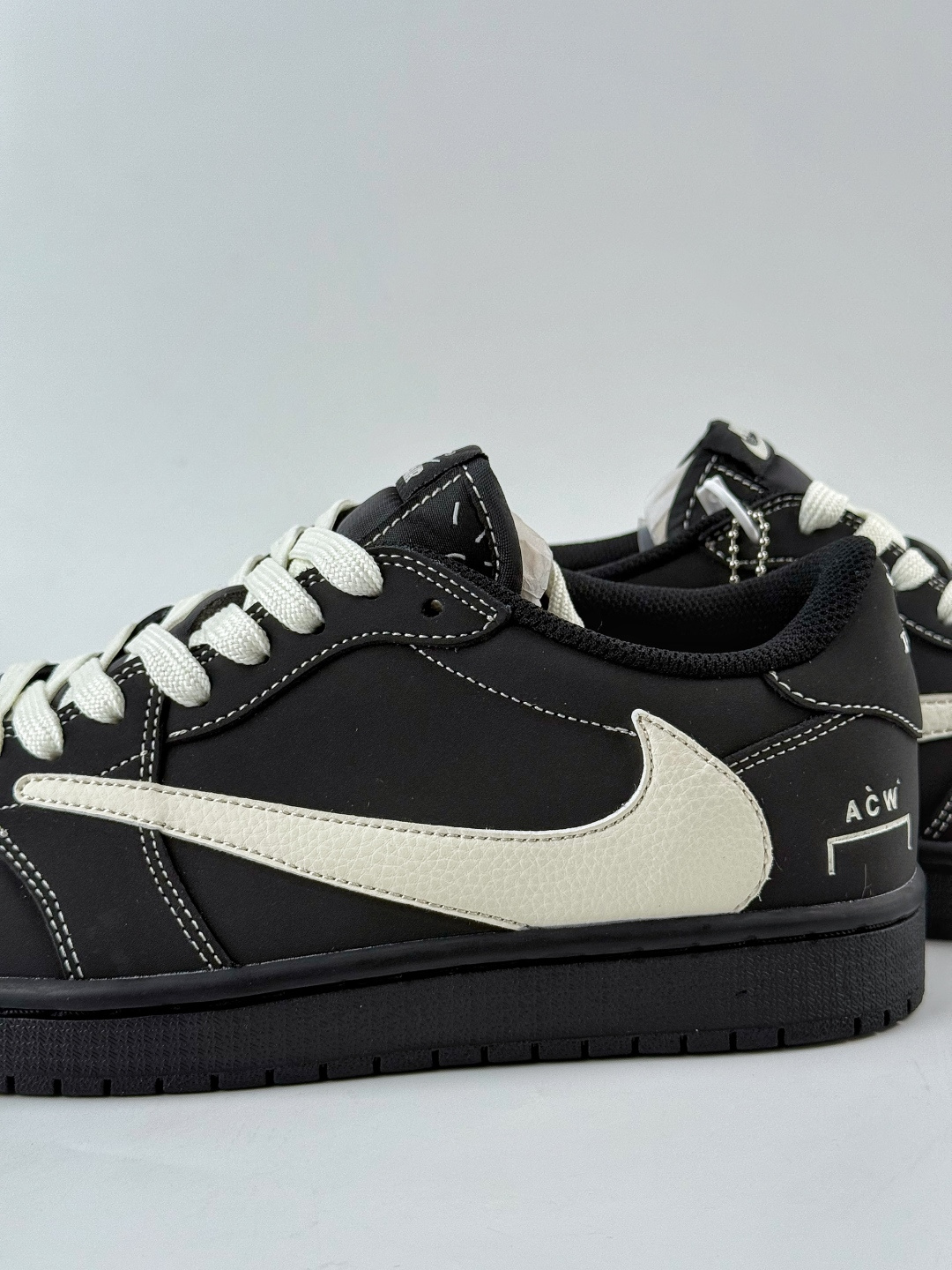 230 Travis Scott x Nike Air Jordan 1 Low x ACW Air Jordan 1 Low 反转黑白小勾倒钩 AC1808-191