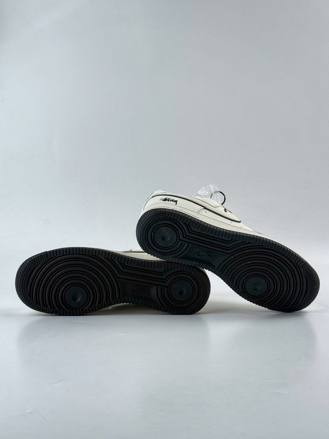 220 Nike Air Force 1 Low 07 x Stussy 白黑小勾满天星 CS5288-046