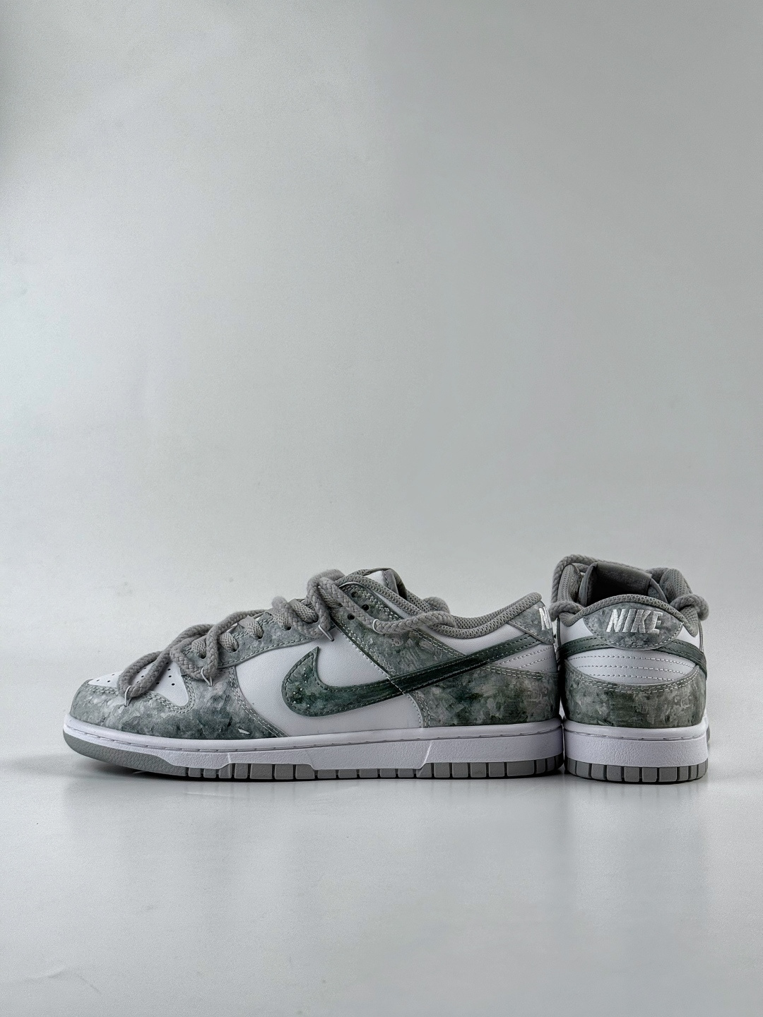 230 Nike SB Dunk Low 凝灰纪元 灰白 HF5441-105