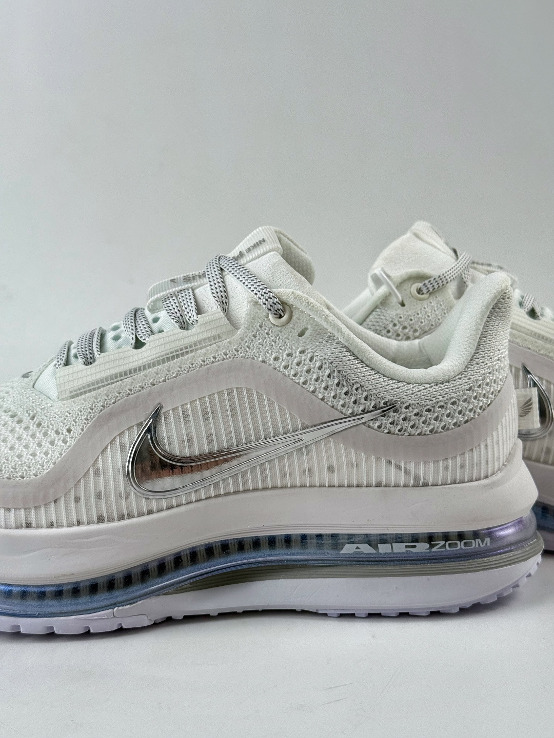 210 Nike Pegasus Premium 减震防滑耐磨透气 低帮跑步鞋 HQ2593-102