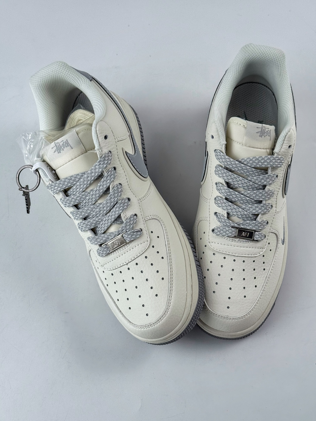 220 Nike Air Force 1 Low 07 x NIKE 白灰小勾满天星 CS5288-041