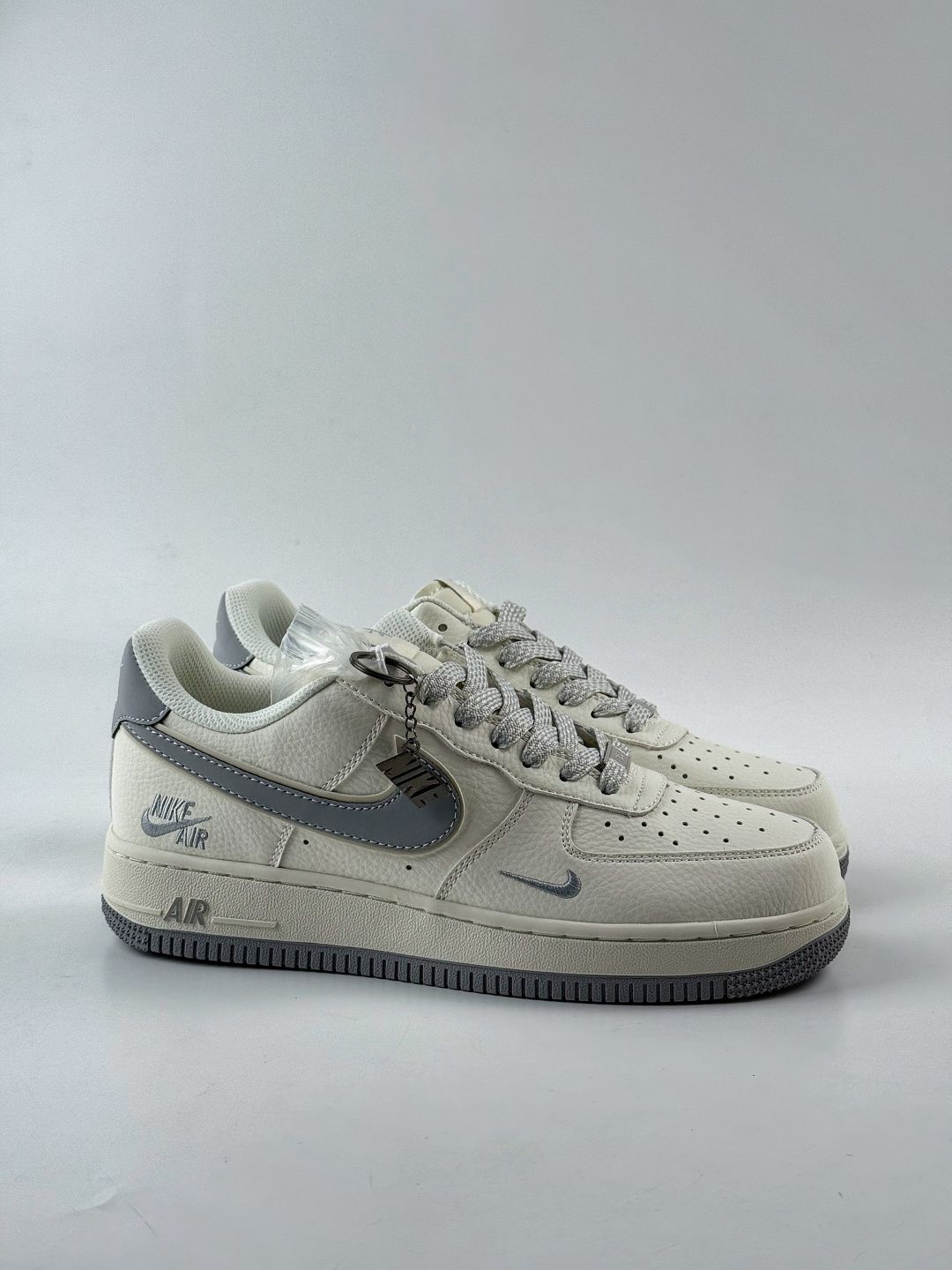 220 Nike Air Force 1 Low 07 x NIKE 白灰小勾满天星 CS5288-041