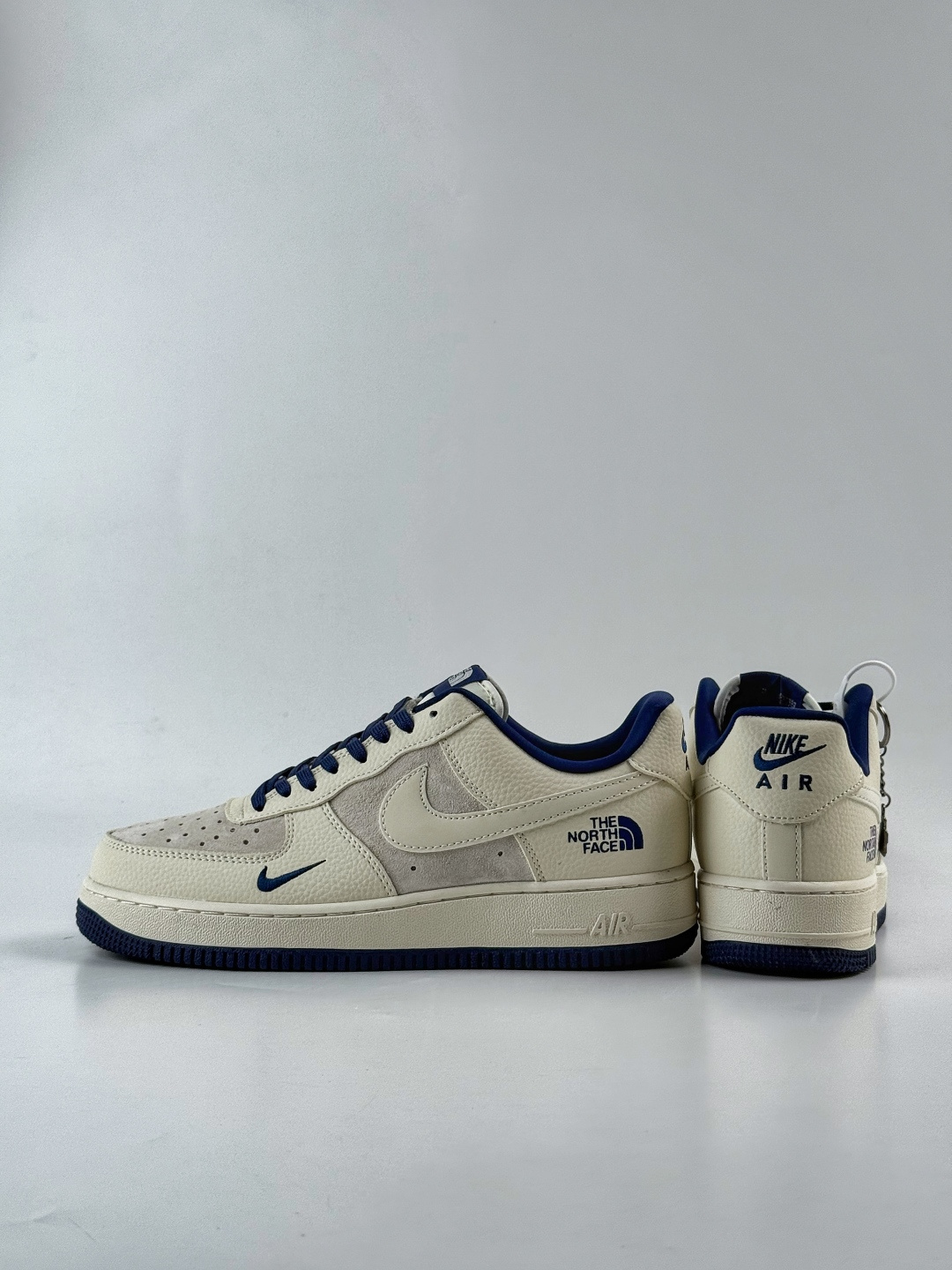 210 Nike Air Force 1 Low 07 x The North Face 白蓝小勾 DF0188-107