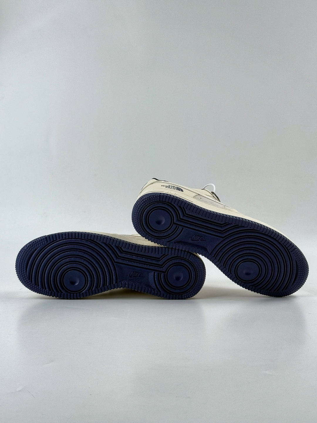 210 Nike Air Force 1 Low 07 x The North Face 白蓝小勾 DF0188-107