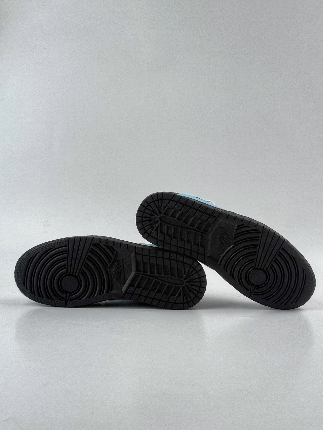 230 Travis Scott x Nike Air Jordan 1 Low x ACW Air Jordan 1 Low 反转黑蓝小勾倒钩纯原版本 AC1808-192