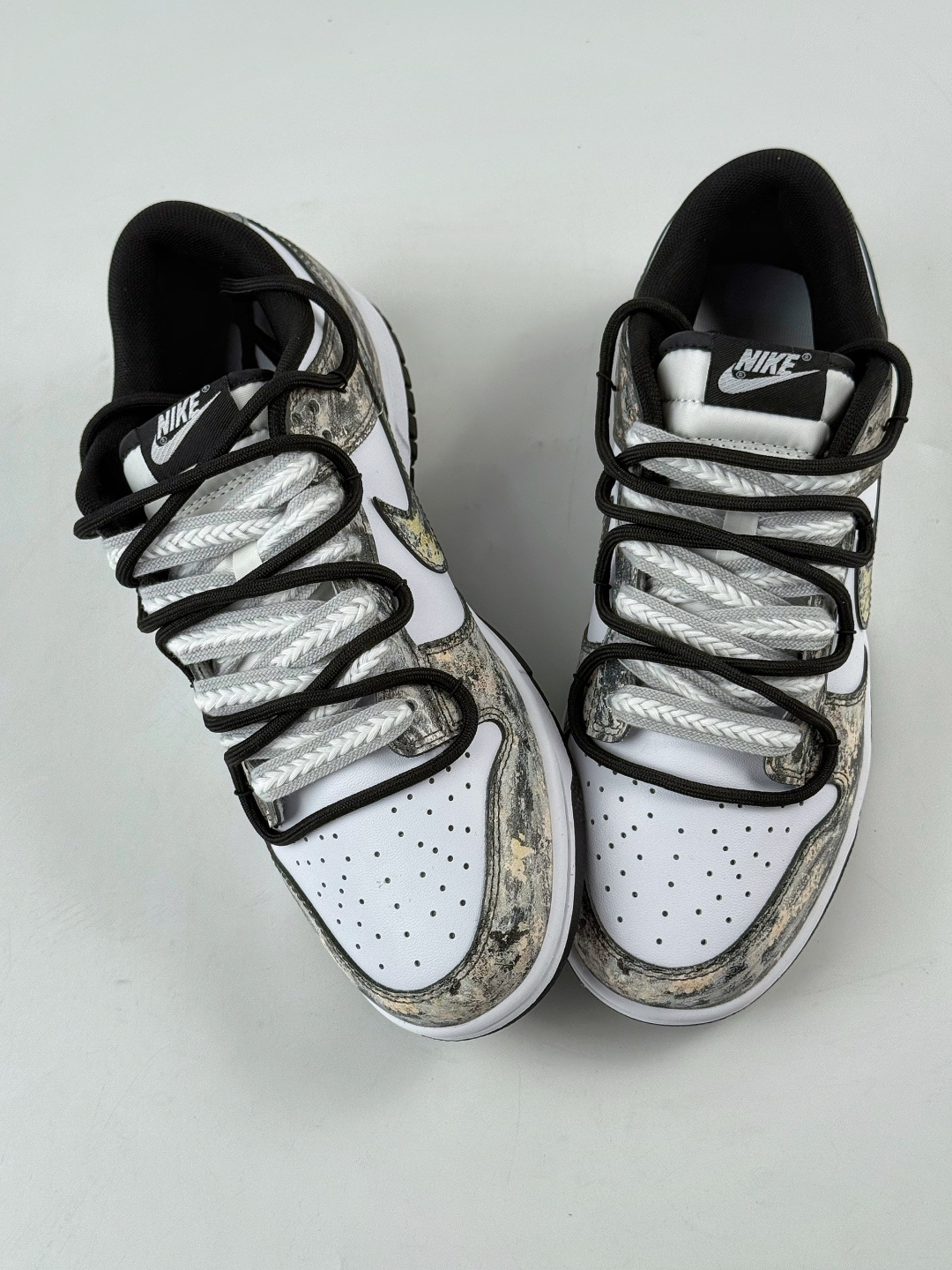 230 Nike SB Dunk Low 淘金热 黑白金 HF5441-100