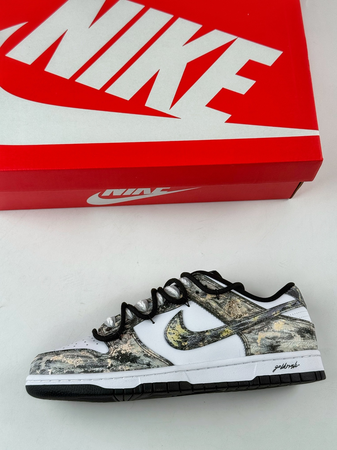 230 Nike SB Dunk Low 淘金热 黑白金 HF5441-100