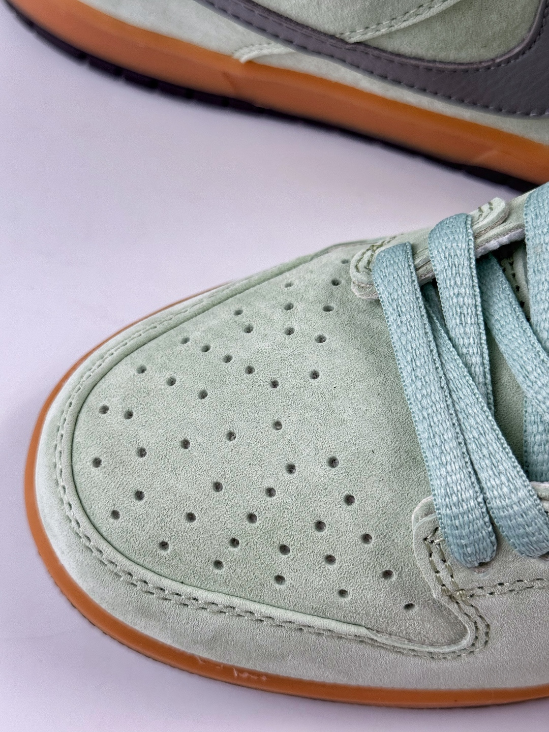 160 Nike SB Dunk Low “Verdugo Mountain” 绿灰 HQ1626-300