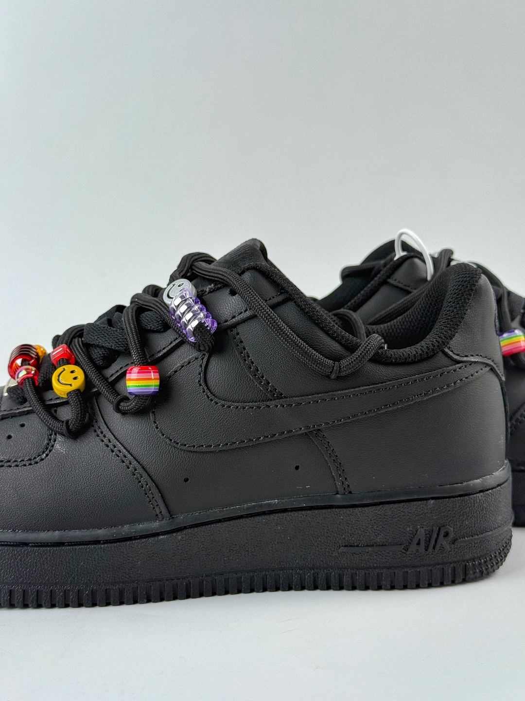 220 Nike Air Force 1 Low 07 彩色珠珠 纯黑 FQ5296-101
