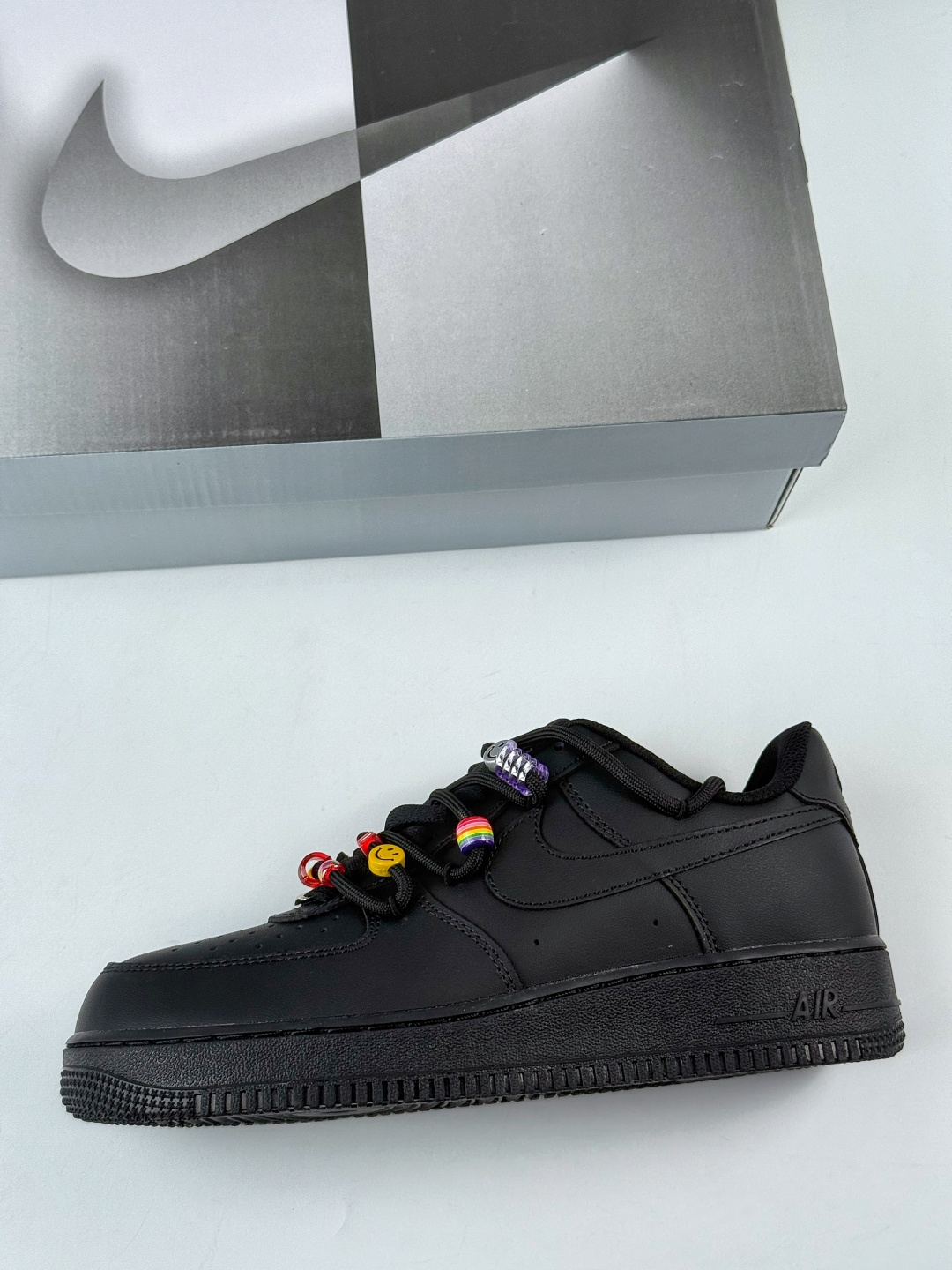 220 Nike Air Force 1 Low 07 彩色珠珠 纯黑 FQ5296-101