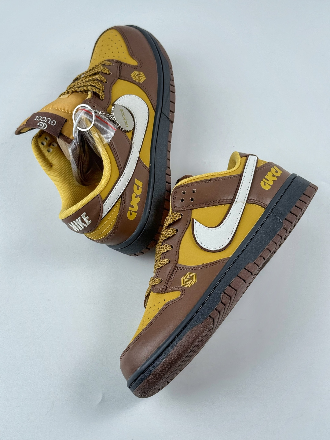 230 Nike SB Dunk Low x GUCCI 棕黄满天星 DJ1988-001