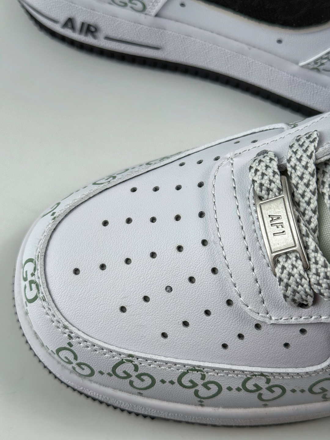 210 Nike Air Force 1 Low 07 x GUCCI 白黑满天星 XX3168-132