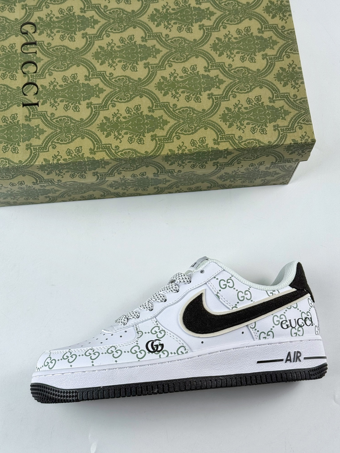 210 Nike Air Force 1 Low 07 x GUCCI 白黑满天星 XX3168-132