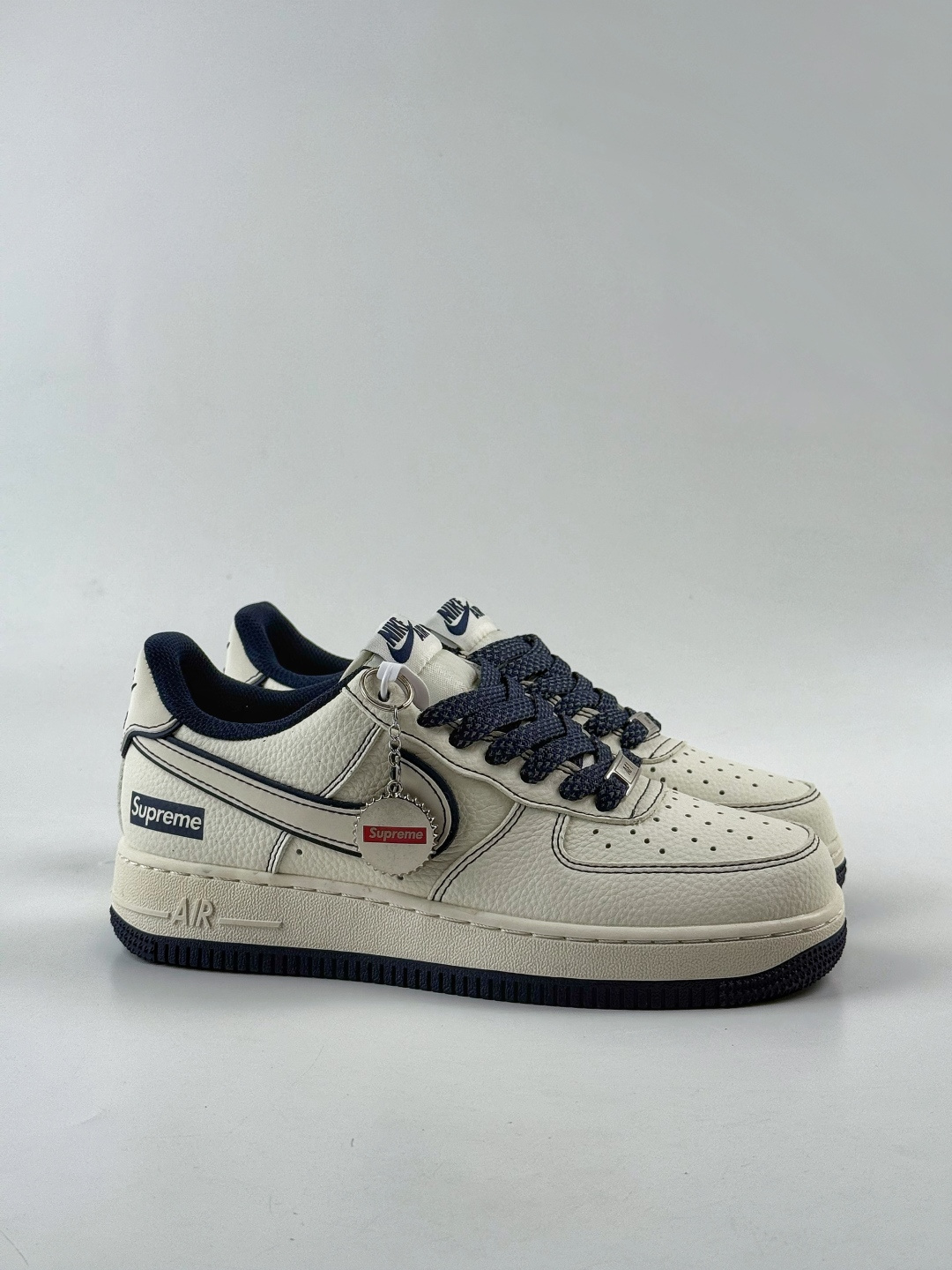 210 Nike Air Force 1 Low 07 x Superme 白蓝满天星 SM6668-113