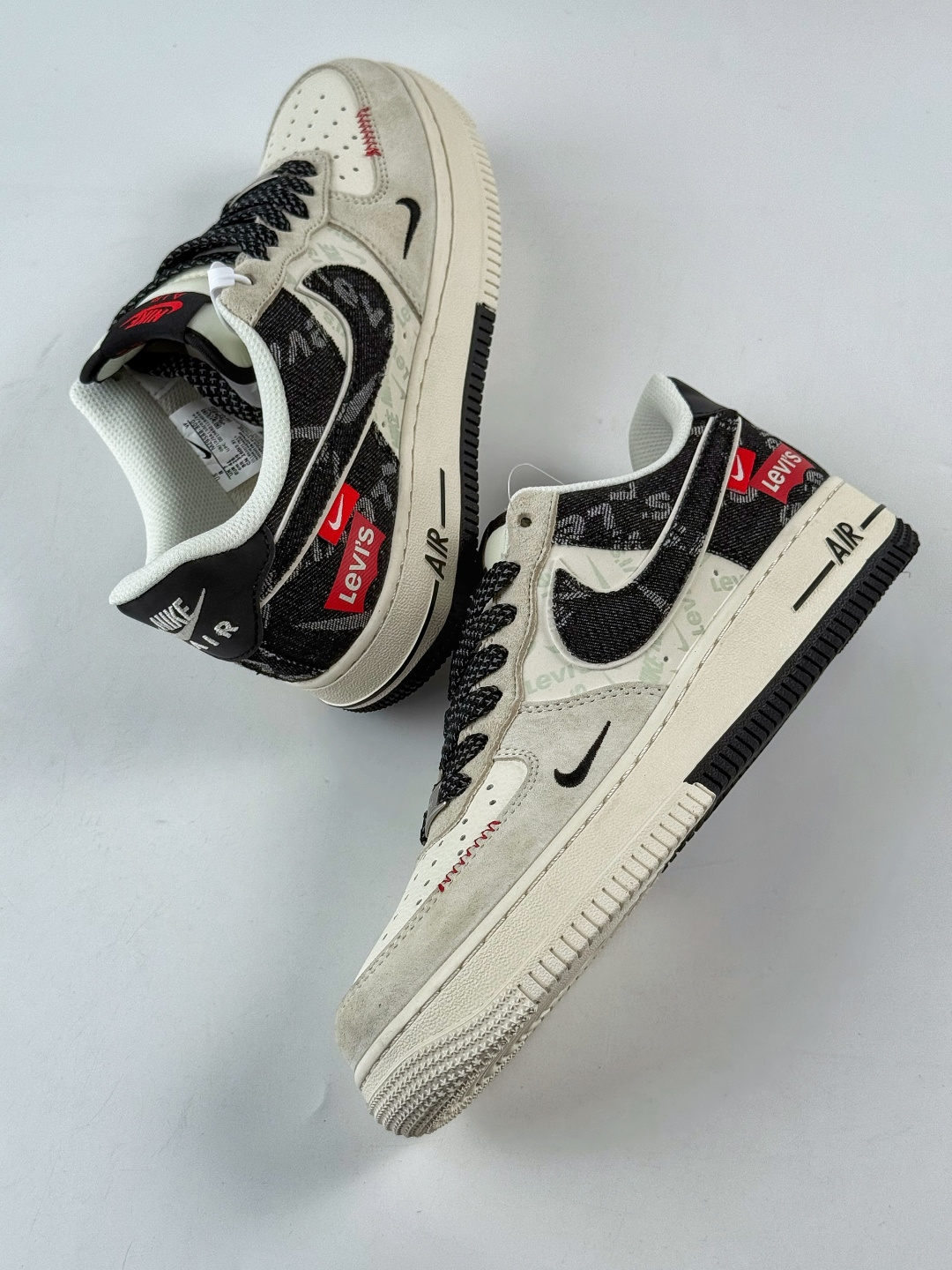 210 Nike Air Force 1 Low 07 x LEVIS 灰白黑牛仔小勾满天星 MZ9588-800
