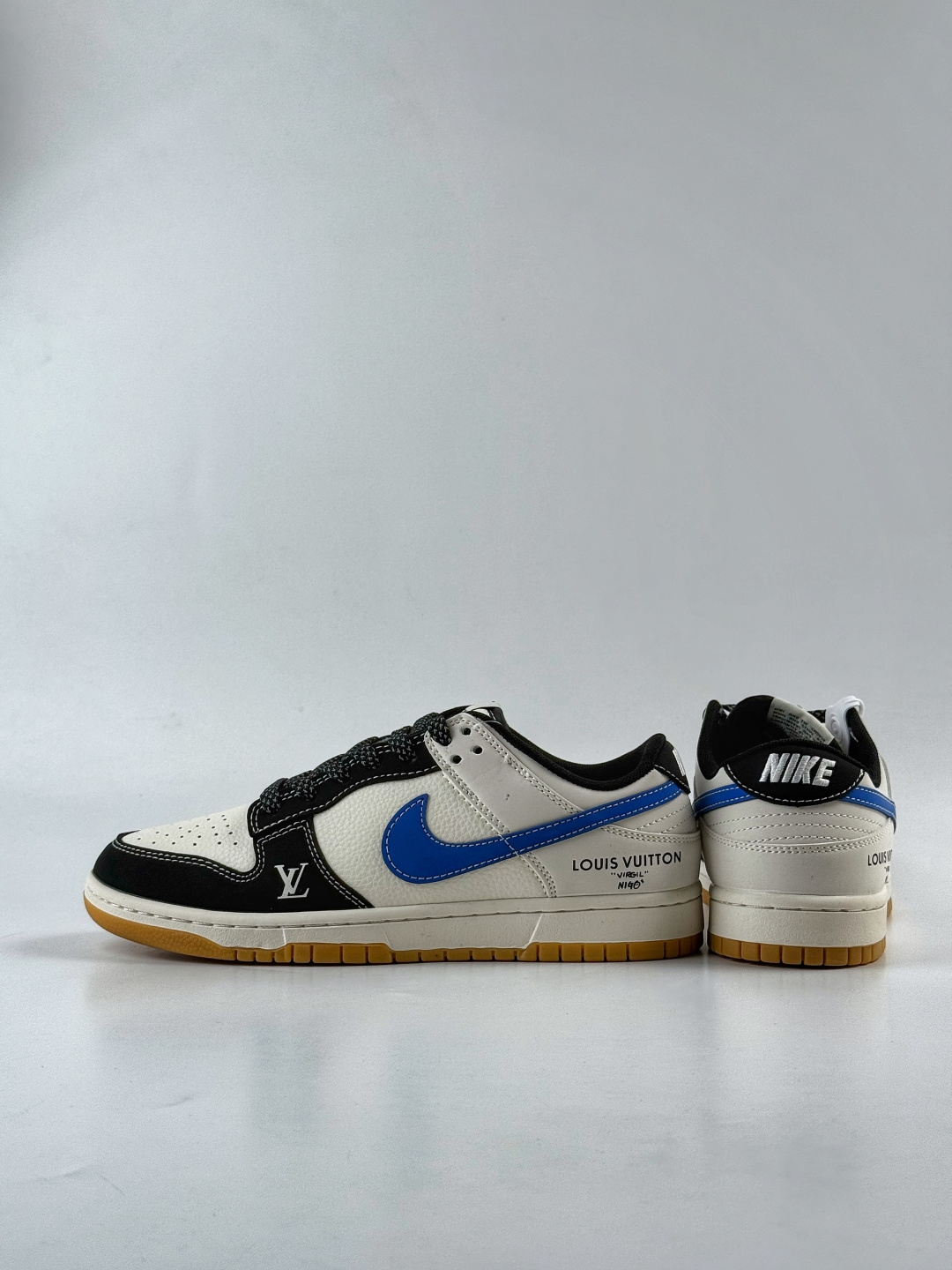 230 Nike SB Dunk Low x Louis Vuitton 黑白蓝满天星 JP1628-003