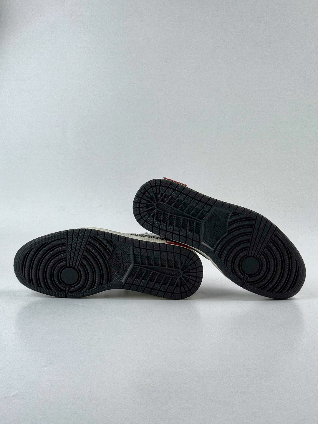 230 Travis Scott x Nike Air Jordan 1 Low x Louis Vuitton Air Jordan 1 Low 反转白蓝小勾倒钩 SC0601-054