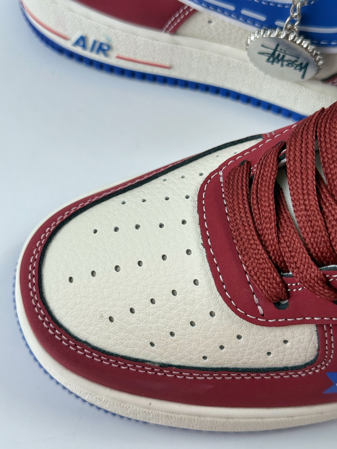 220 Nike Air Force 1 Low 07 x Stussy 红白蓝 SY1388-005