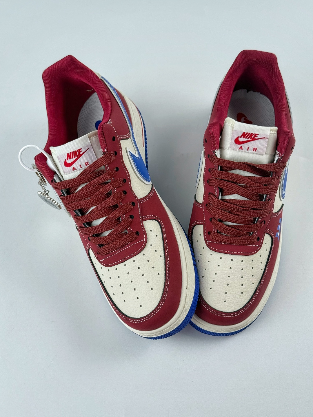 220 Nike Air Force 1 Low 07 x Stussy 红白蓝 SY1388-005