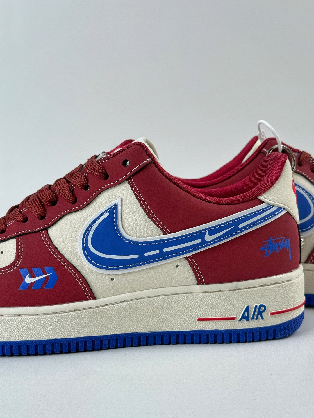 220 Nike Air Force 1 Low 07 x Stussy 红白蓝 SY1388-005