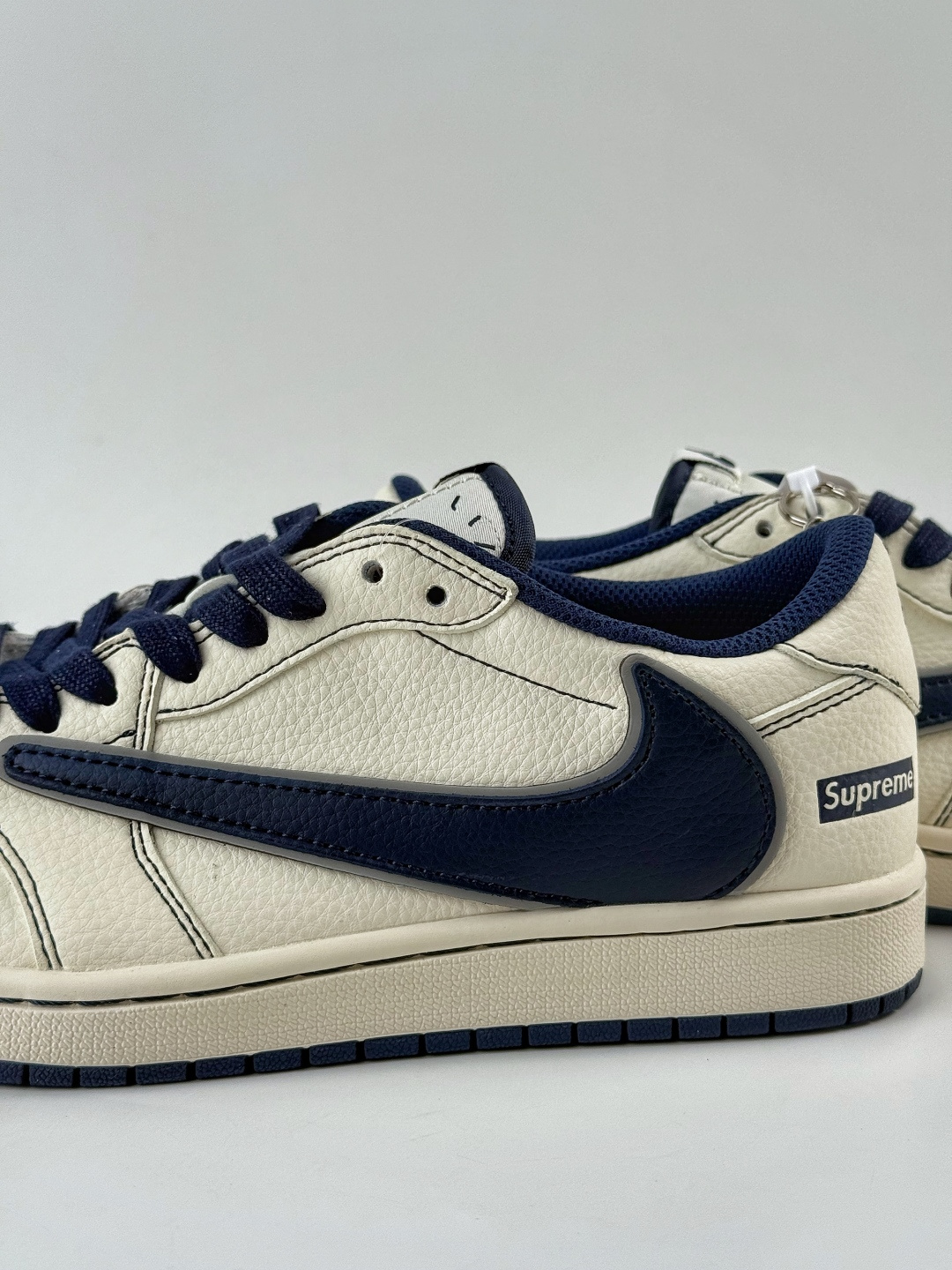 230 Travis Scott x Nike Air Jordan 1 Low x Supreme Air Jordan 1 Low 反转白蓝小勾倒钩 纯原版本 XX3168-217