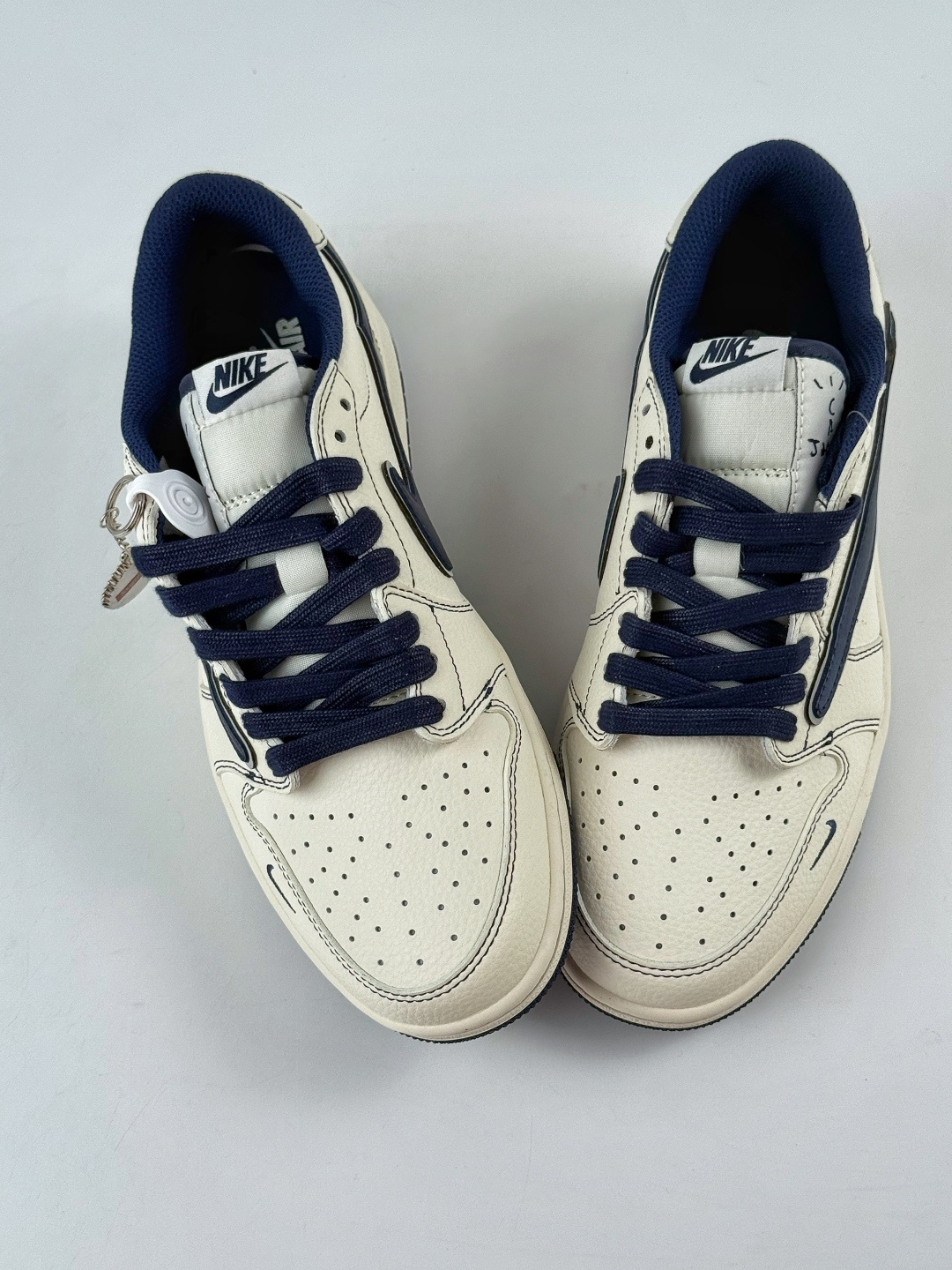 230 Travis Scott x Nike Air Jordan 1 Low x Supreme Air Jordan 1 Low 反转白蓝小勾倒钩 纯原版本 XX3168-217
